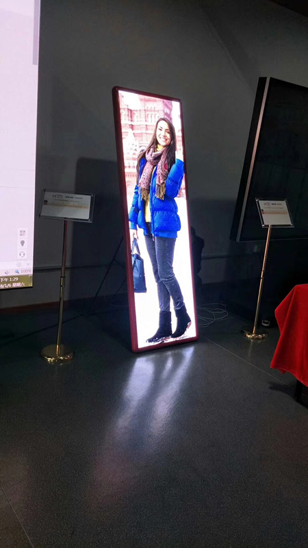 La exhibición video viva HD del espejo llevó los liendres del Portable 1000 del cartel de acceso frontal