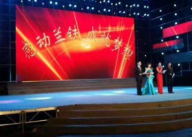 China 2,6 milímetros 5V 60A llevaron la pantalla para la etapa, exhibición colorida de la escala gris 4k ultra HD proveedor